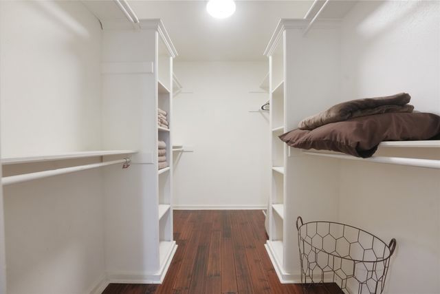 9677 Fallbrook Drive, Dallas, TX 75243