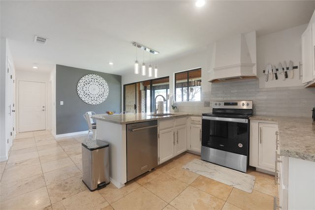 9677 Fallbrook Drive, Dallas, TX 75243