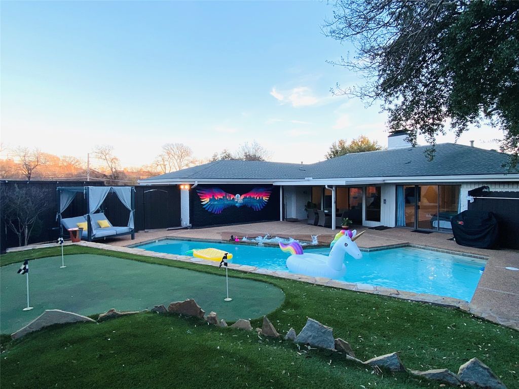 9677 Fallbrook Drive, Dallas, TX 75243