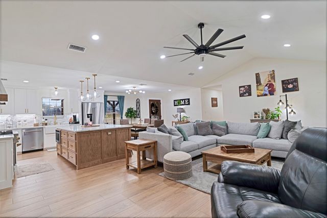 19 43040, Powderly, TX 75473