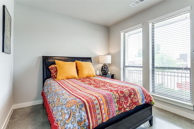 2220 Rook Drive, Dallas, TX 75211