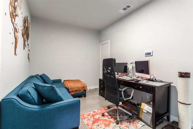 2220 Rook Drive, Dallas, TX 75211
