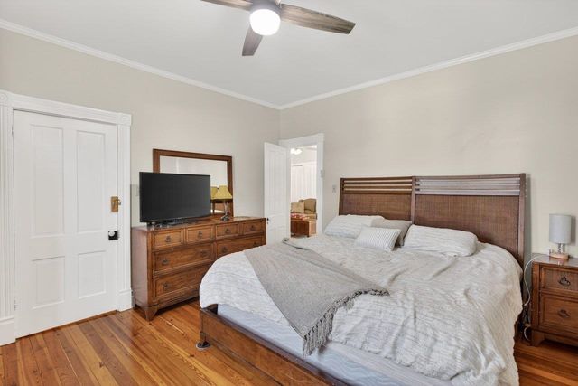 420 W SPRING ST, Woodstock, VA 22664