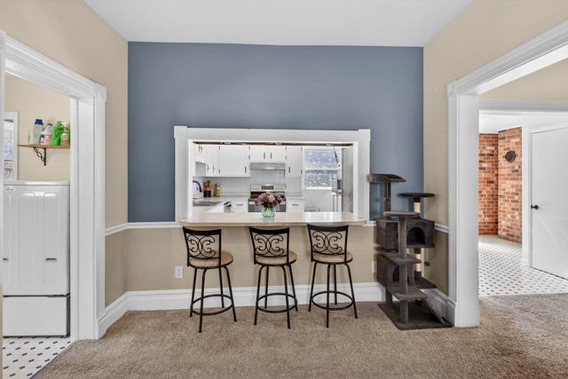 420 W SPRING ST, Woodstock, VA 22664