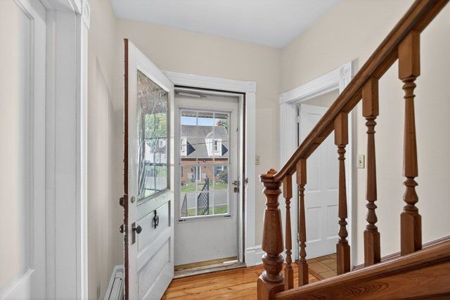 420 W SPRING ST, Woodstock, VA 22664
