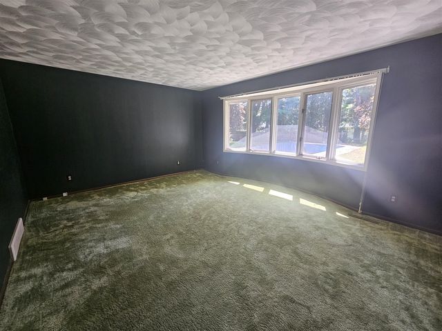 6392 Enola Avenue, Kalamazoo, MI 49048