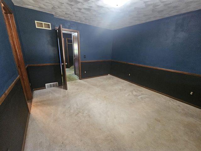 6392 Enola Avenue, Kalamazoo, MI 49048