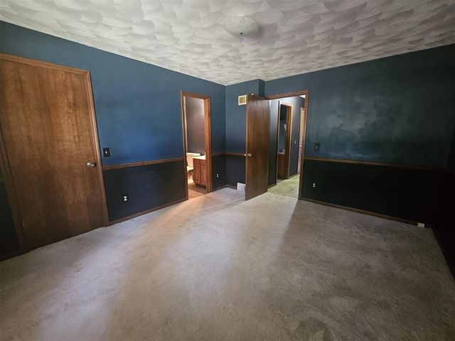 6392 Enola Avenue, Kalamazoo, MI 49048