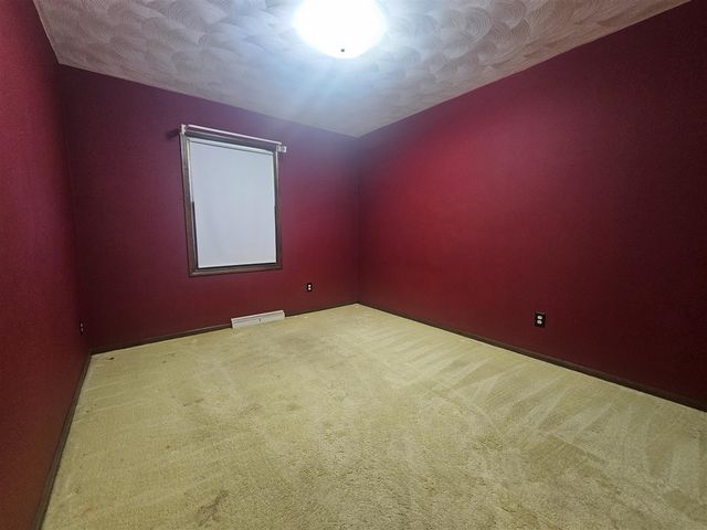 6392 Enola Avenue, Kalamazoo, MI 49048