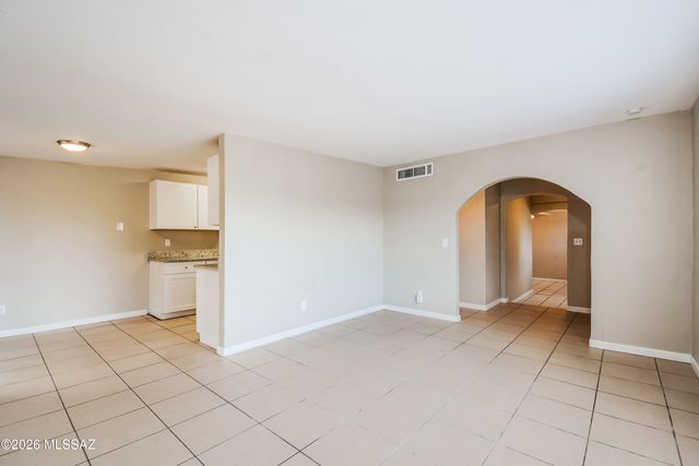 333 W Inez Drive, Tucson, AZ 85756