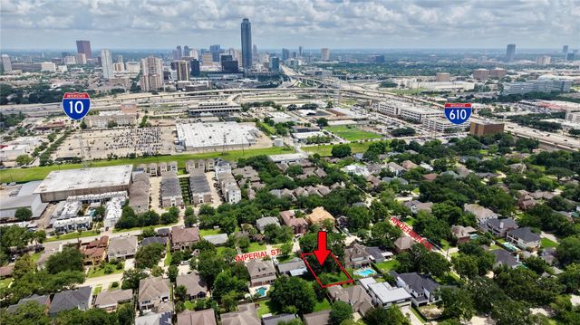 4907 Imperial Street, Bellaire, TX 77401