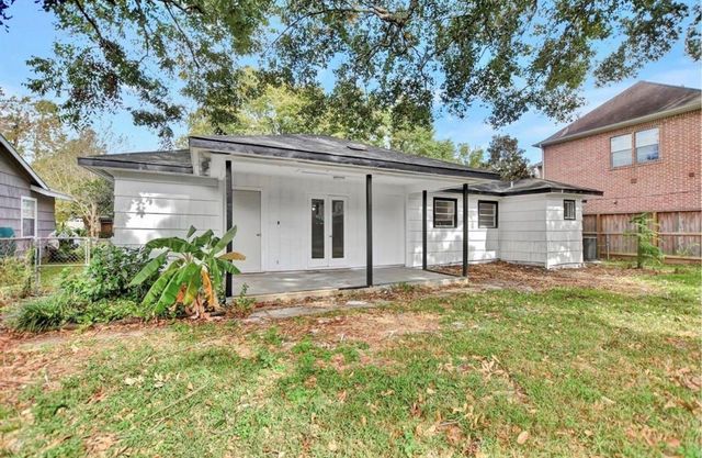 4907 Imperial Street, Bellaire, TX 77401