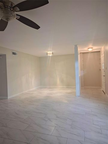 2252 Shadowdale Drive 362, Houston, TX 77043