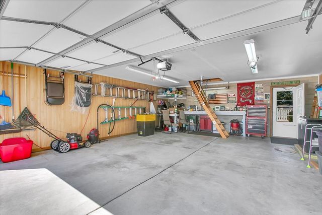 22456 S Lakepoint Court, Channahon, IL 60410