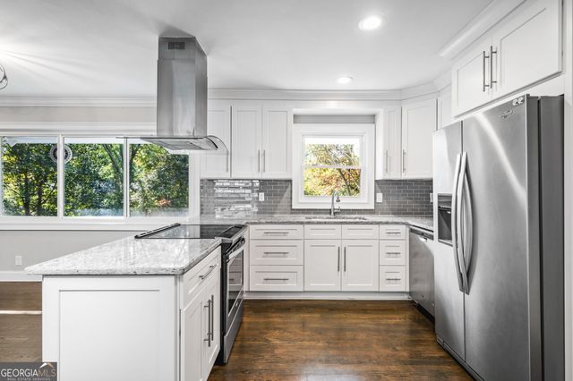 2604 Sunny Lane SE, Marietta, GA 30067