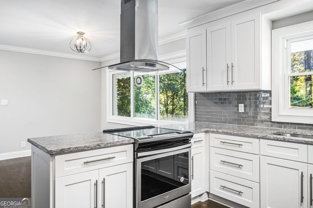 2604 Sunny Lane SE, Marietta, GA 30067