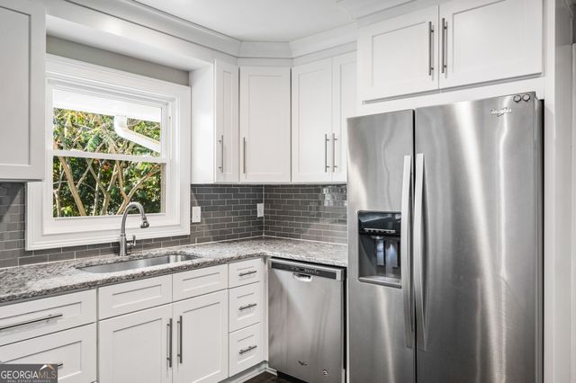 2604 Sunny Lane SE, Marietta, GA 30067