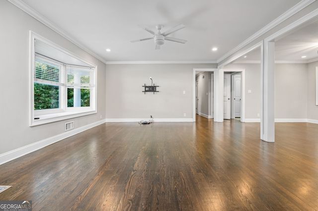 2604 Sunny Lane SE, Marietta, GA 30067