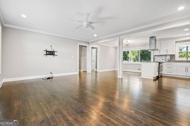 2604 Sunny Lane SE, Marietta, GA 30067