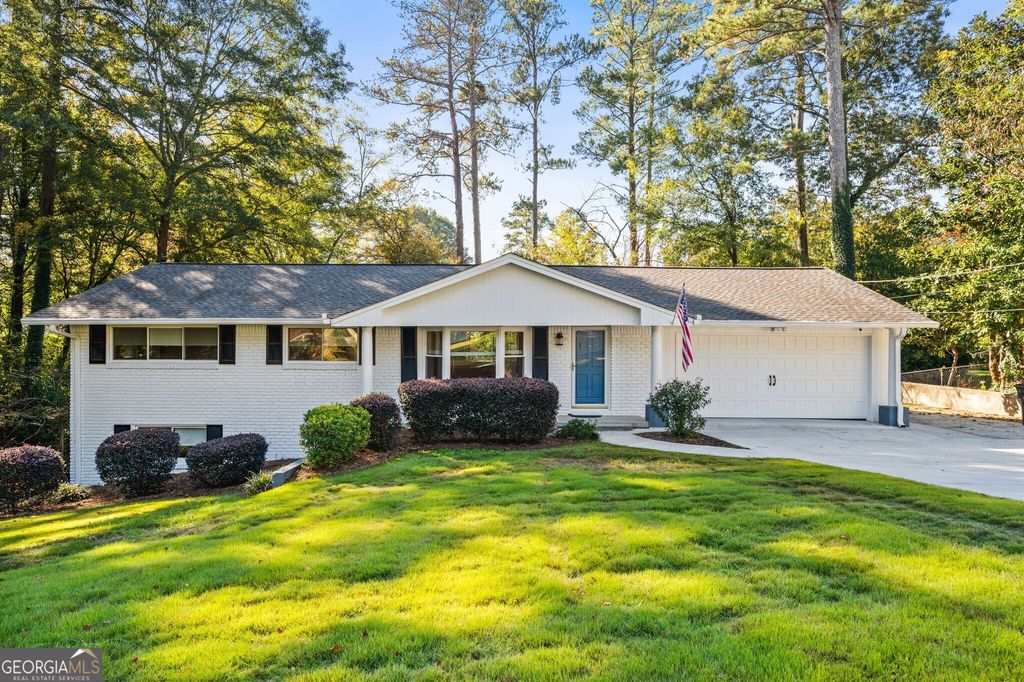 2604 Sunny Lane SE, Marietta, GA 30067