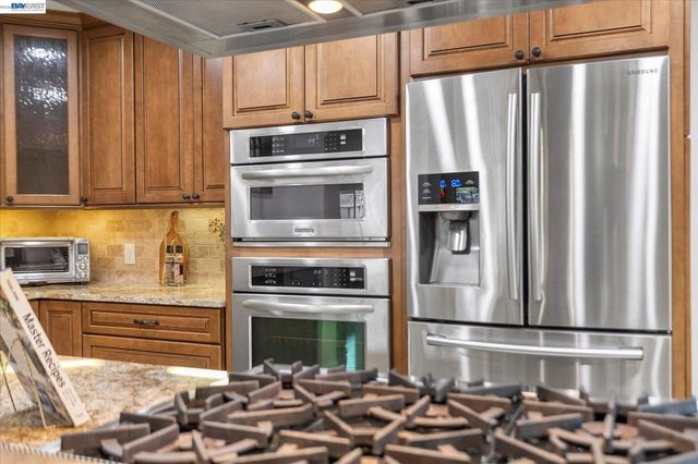 2616 Peartree Lane, San Jose, CA 95121