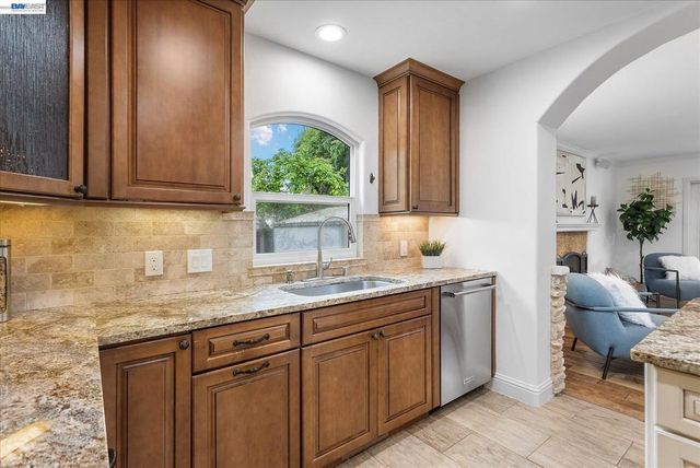 2616 Peartree Lane, San Jose, CA 95121