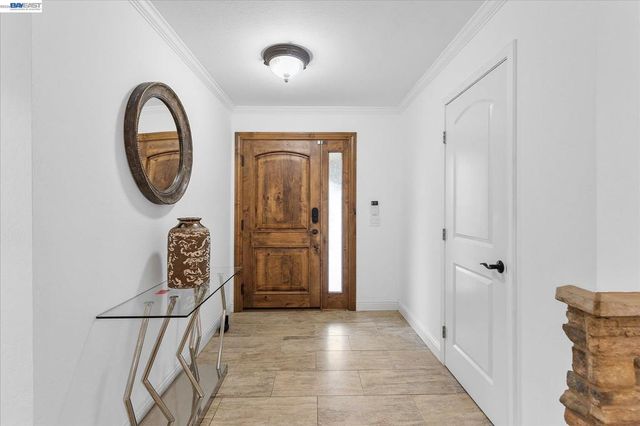 2616 Peartree Lane, San Jose, CA 95121