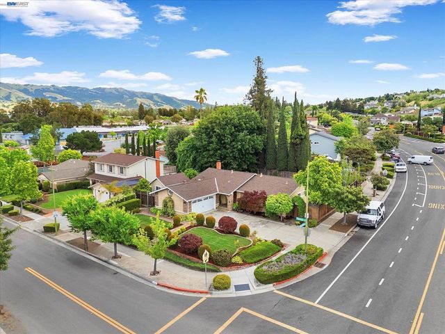 2616 Peartree Lane, San Jose, CA 95121