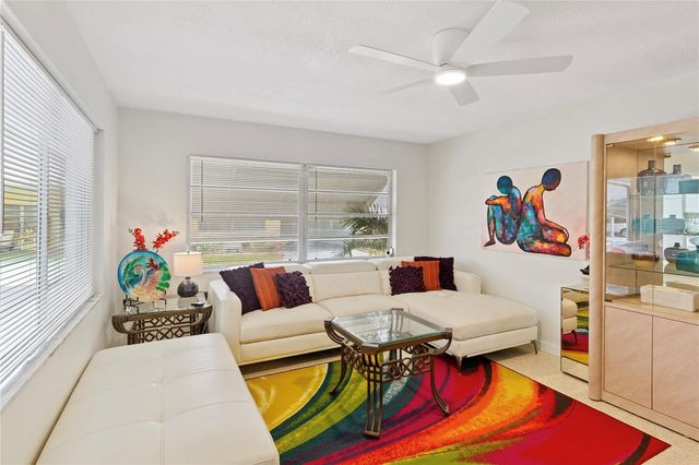 250 ROSERY ROAD NW 280, Largo, FL 33770