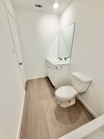 8604 EUCALYPTUS HLS, San Antonio, TX 78223