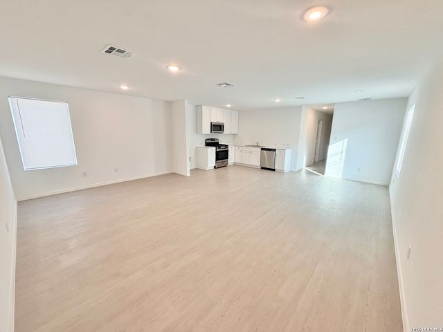8604 EUCALYPTUS HLS, San Antonio, TX 78223