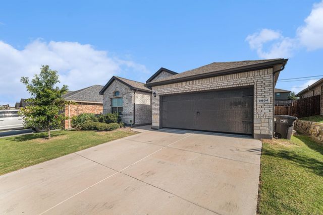 9604 Hickory Knob Drive, Fort Worth, TX 76108