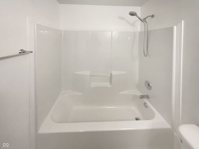 15166 Roedean Drive, Noblesville, IN 46060