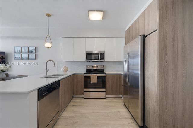 1501 SW 37th Ave 1307, Miami, FL 33145