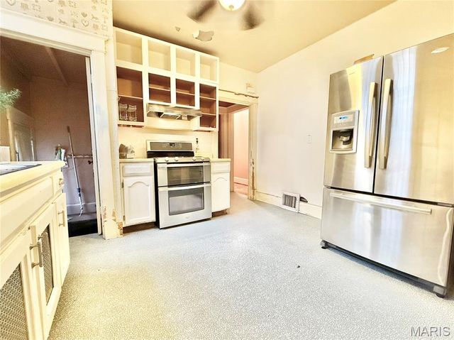 605 Mechanic Street, Alton, IL 62002