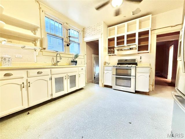 605 Mechanic Street, Alton, IL 62002