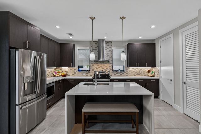 615 NE 22nd Drive, Wilton Manors, FL 33305