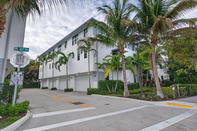 615 NE 22nd Drive, Wilton Manors, FL 33305
