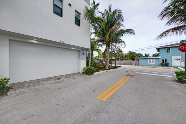 615 NE 22nd Drive, Wilton Manors, FL 33305