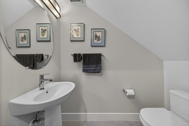 615 NE 22nd Drive, Wilton Manors, FL 33305