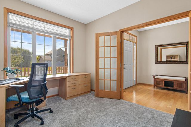 21394 Queen Court NW, Elk River, MN 55330