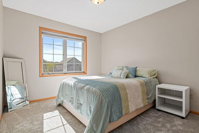 21394 Queen Court NW, Elk River, MN 55330