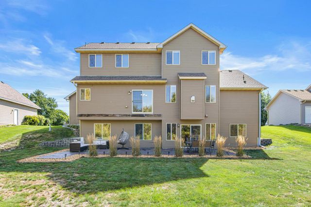 21394 Queen Court NW, Elk River, MN 55330