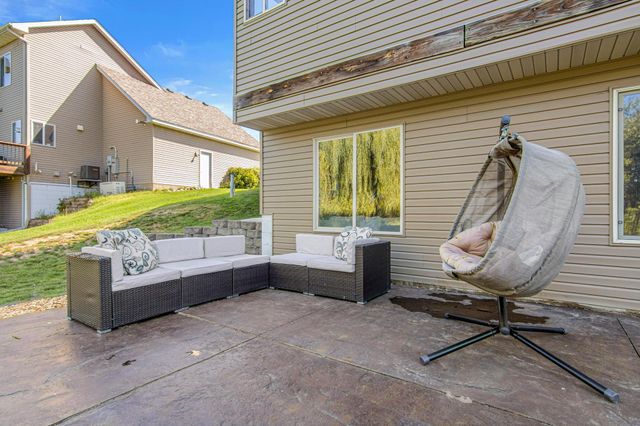 21394 Queen Court NW, Elk River, MN 55330