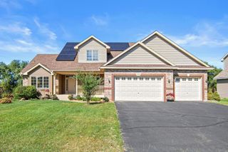 21394 Queen Court NW, Elk River, MN 55330