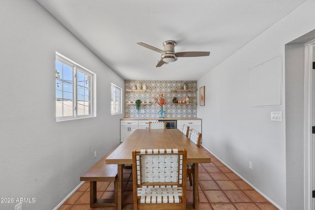6836 E CHEERY LYNN Road, Scottsdale, AZ 85251