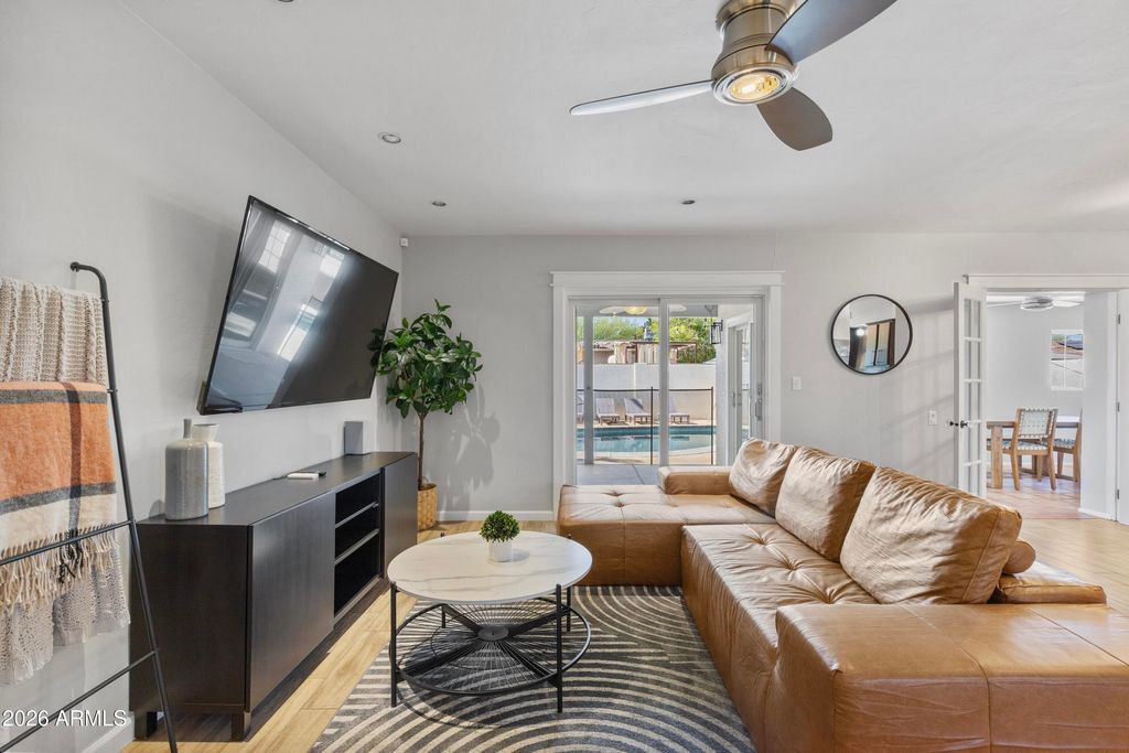 6836 E CHEERY LYNN Road, Scottsdale, AZ 85251 — photo 4
