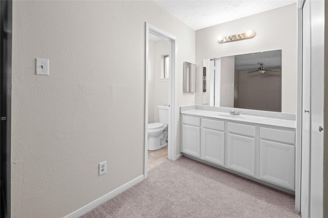 1911 Delphi Lane, Houston, TX 77067