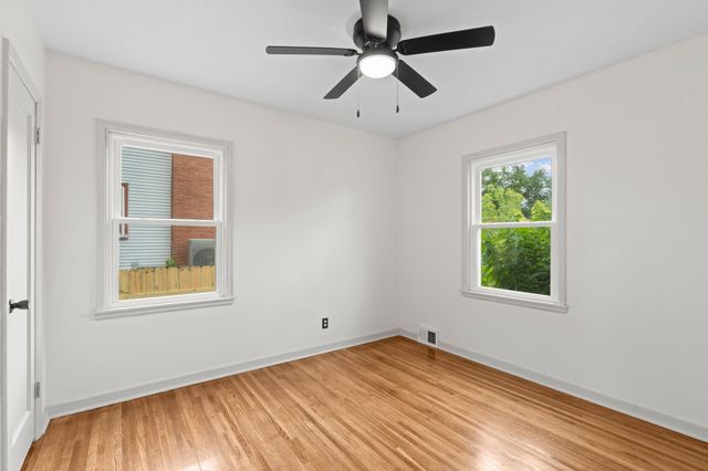 506 Wyoming Street E, Saint Paul, MN 55107