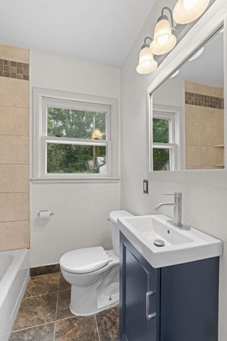 506 Wyoming Street E, Saint Paul, MN 55107